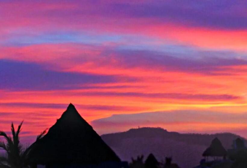 سوییت با چشمانداز دریا, Villa Star Of The Sea