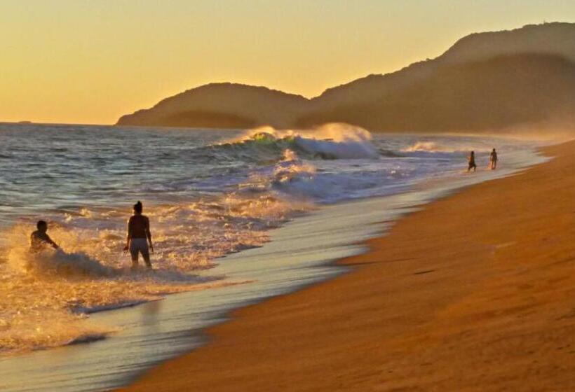 اتاق لوکس با چشمانداز باغ, Villa Star Of The Sea