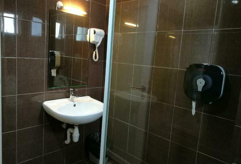 スタンダードルーム, Walk Inn