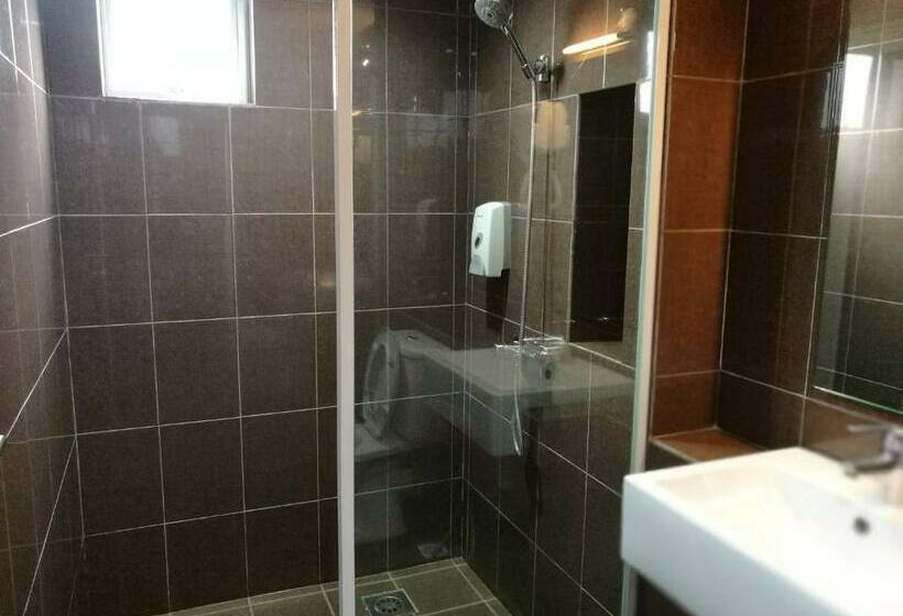 ファミリールーム, Walk Inn