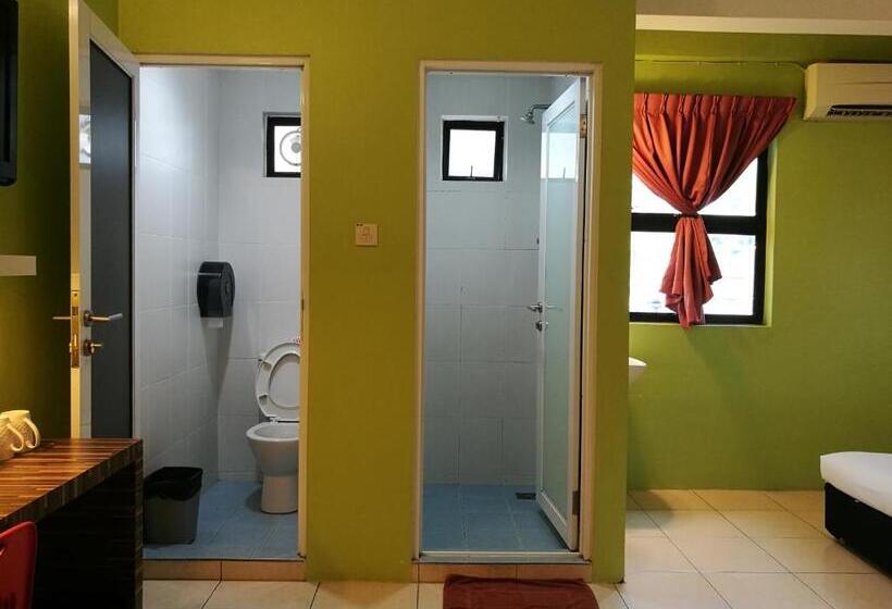 デラックスファミリールーム, Walk Inn