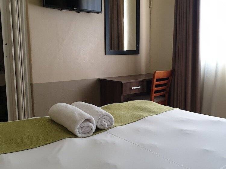 Superior-Zimmer, Cube