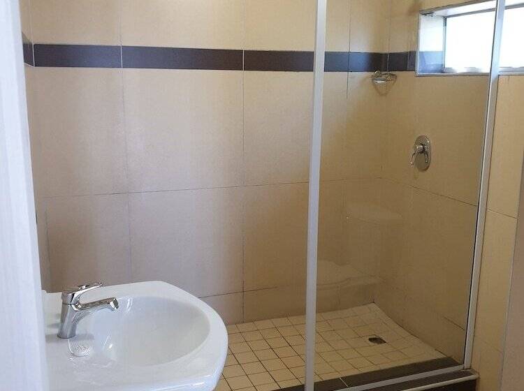 Familienzimmer, Cube