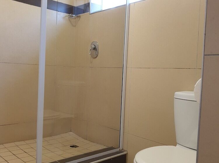 Familienzimmer, Cube