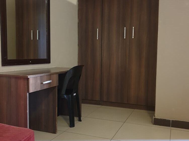 3-Bett-Standardzimmer, Cube