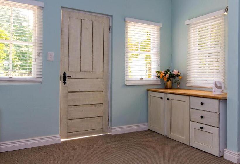 デラックスルーム, The Rose Cottage B&b