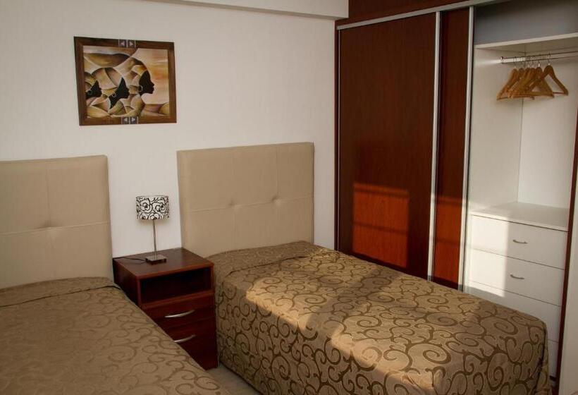 2 Bedrooms Apartment Mountain View, Los Arboles Apart