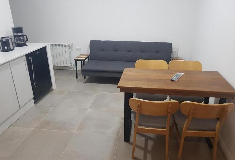 低层单卧公寓, Los Arboles Apart