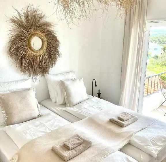 バス共有のスタンダードルーム, Ocean House Ribeira D Ilhas Ericeira