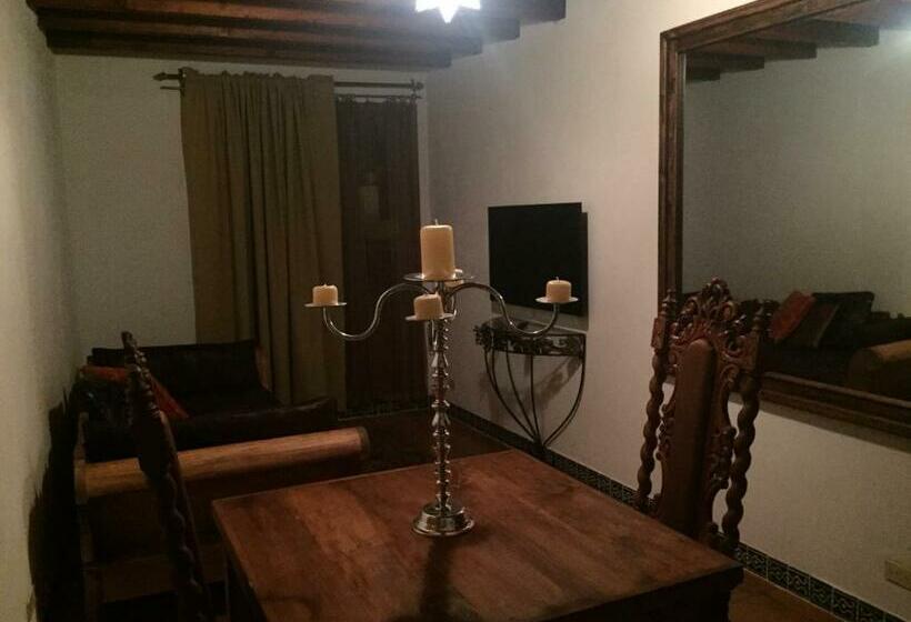 带露台的套间, Casa Oratorio Adults Only