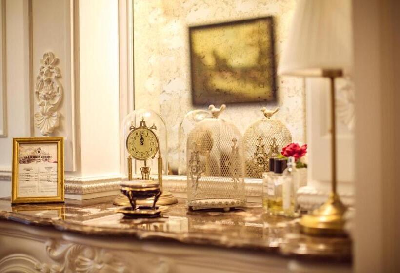 سوییت, La Maison Gobert Paris Hotel Particulier