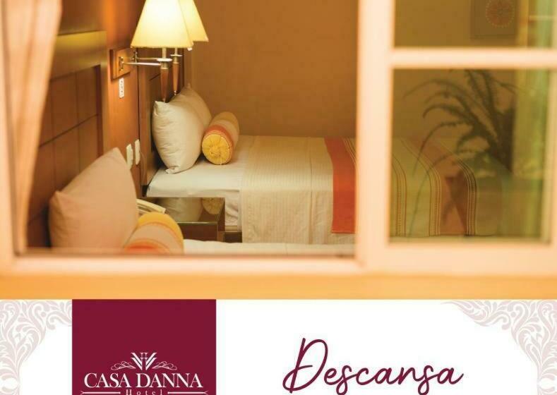 اتاق عادی, Casa Danna