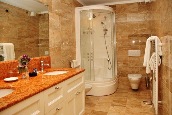 패밀리 스위트, Columbus