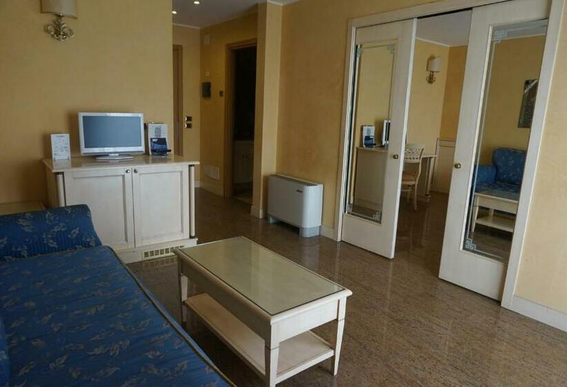 발코니가 있는 스위트, Columbus