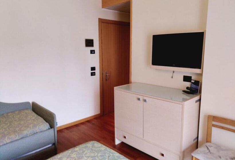 스탠다드 룸, Columbus