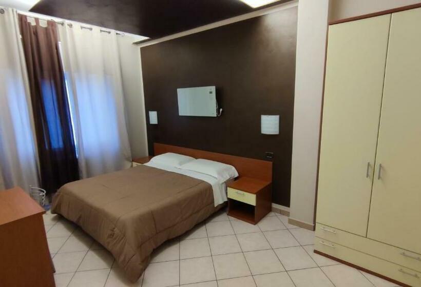 חדר סטנדרט, Emiliana