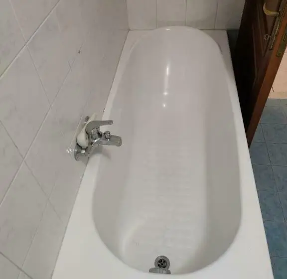 Huoneisto 3 Makuuhuonetta, Emiliana