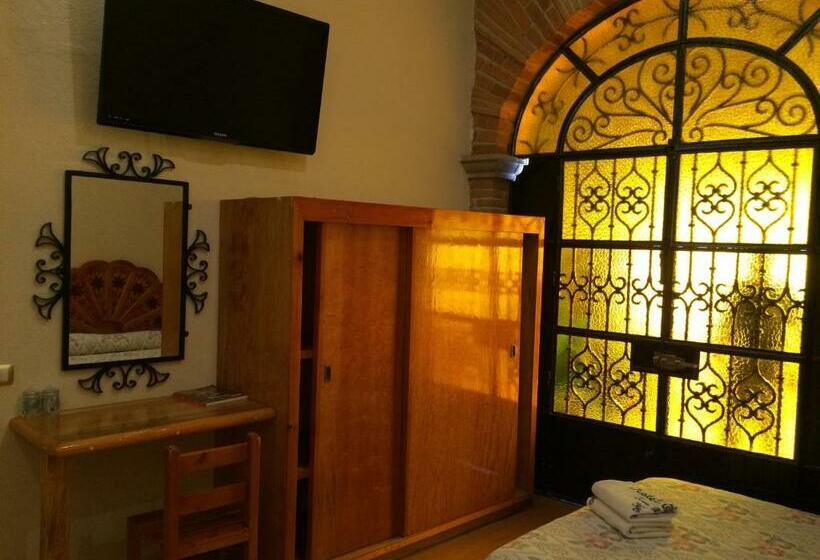 コンフォートルーム, Estelar