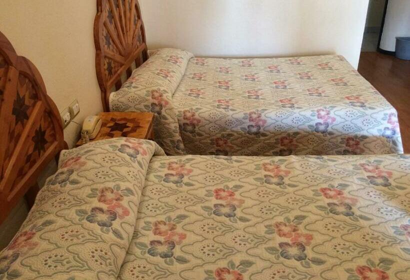 コンフォートルーム, Estelar