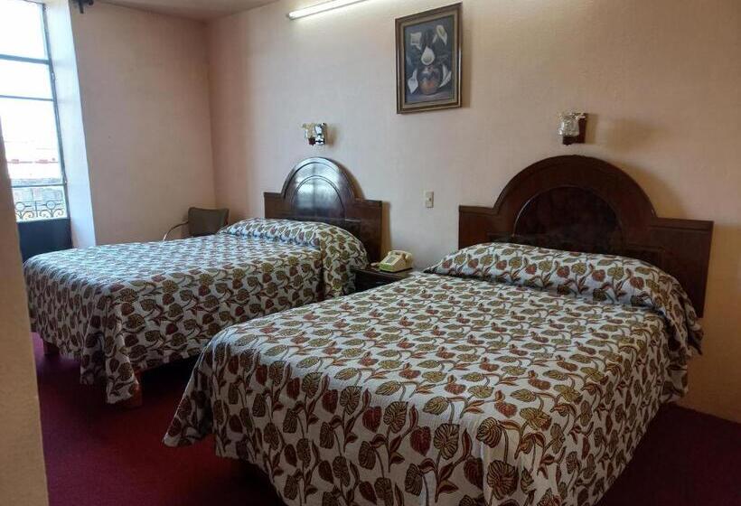 标准间, Gomez De Celaya