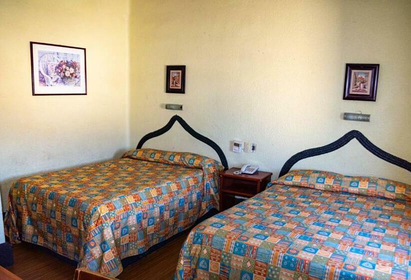 غرفة قياسية رباعية, Guadalajara