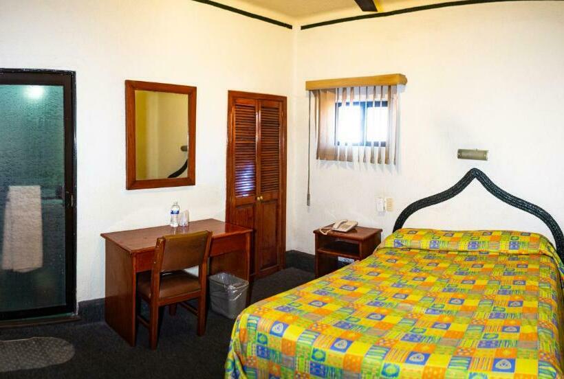 غرفة قياسية, Guadalajara