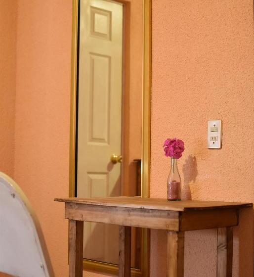 ２ダブルベッドのスタンダードルーム, Hostal Quinto Sol Huamantla