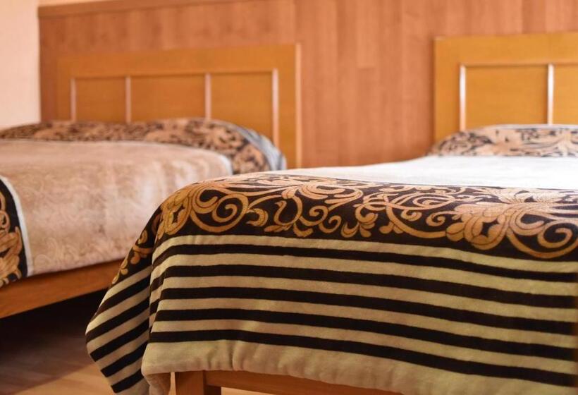 חדר סטנדרט שתי מיטות זוגיות, Hostal Quinto Sol Huamantla