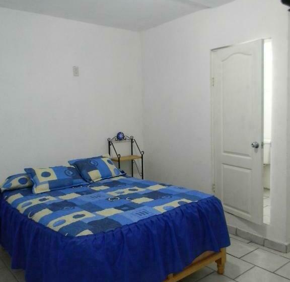 标准间, Lienzo Charro Ii