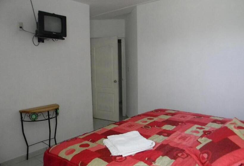 带大床的豪华间, Lienzo Charro Ii