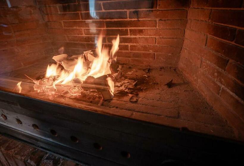 디럭스 스위트, Mas De Xaxas