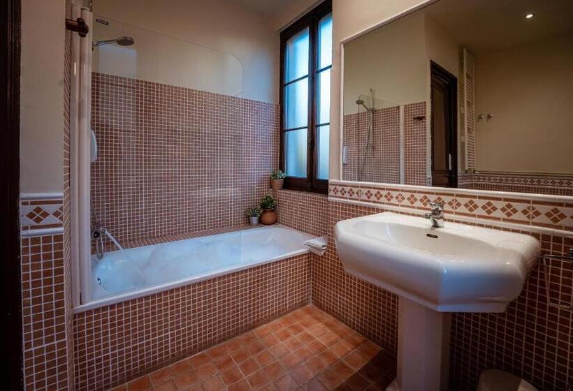 디럭스 스위트, Mas De Xaxas