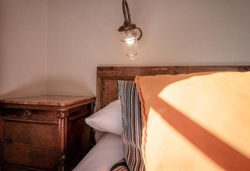 수피리어 룸, Mas De Xaxas