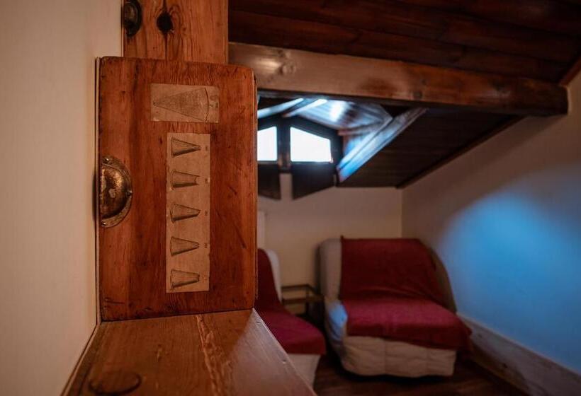 디럭스 자쿠지룸, Mas De Xaxas