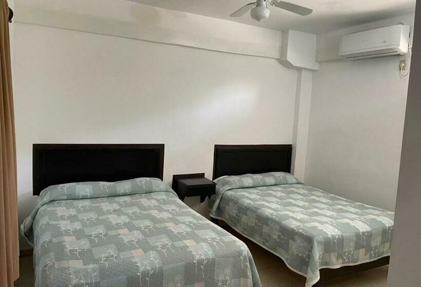 Номер Стандарт 2 Двуспальные Кровати, Moreno