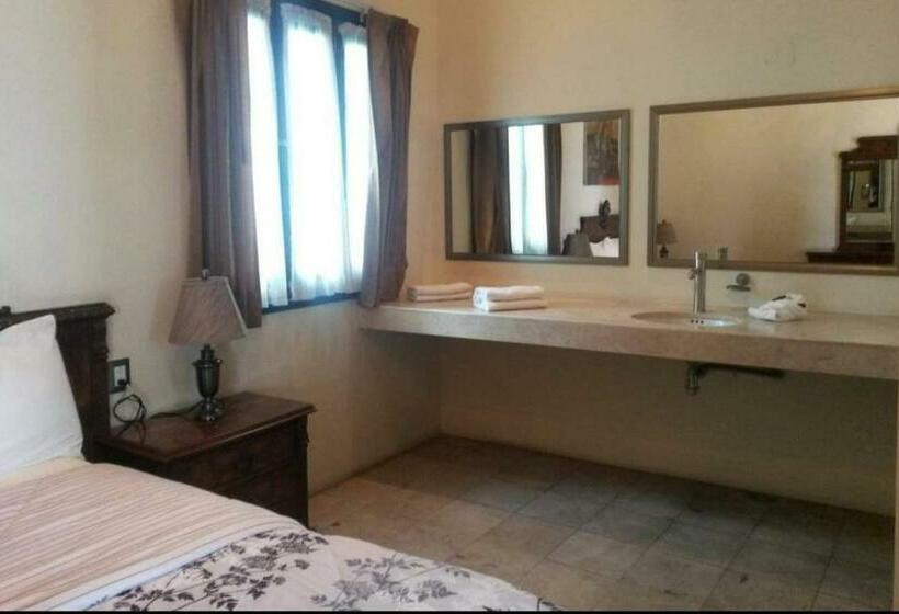 غرفة قياسية, Real Santander