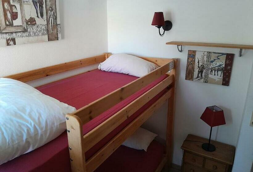 غرفة قياسية رباعية, Restaurant La Source