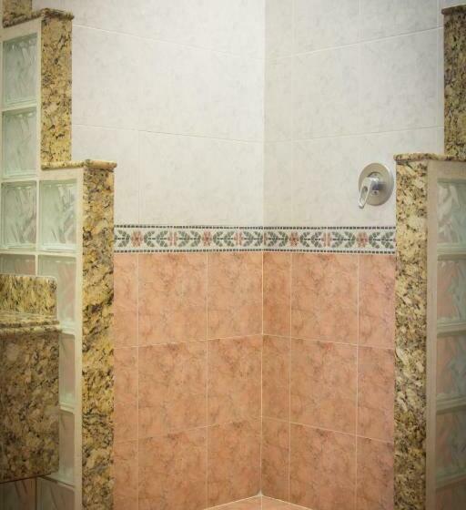 デラックスルーム, Santa Maria