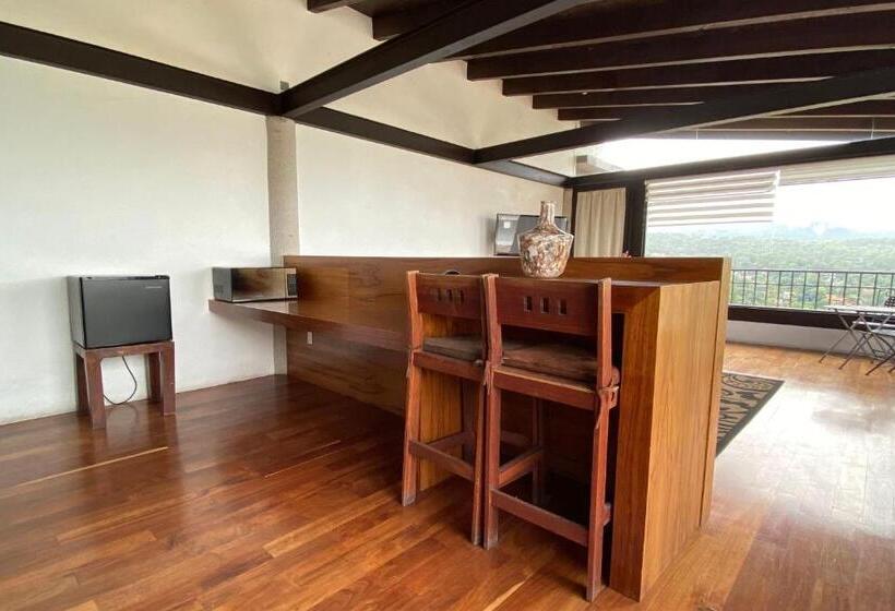 带按摩浴盆的套房, Santa Rosa