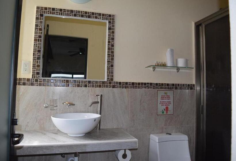 Четырехместный Номер Стандарт, Tuparenda