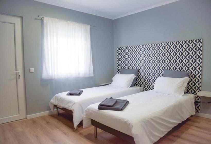 اتاق استاندارد, Lagos Uptown Bed & Breakfast