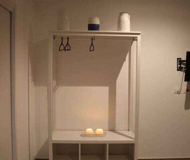 ファミリールーム, Levante