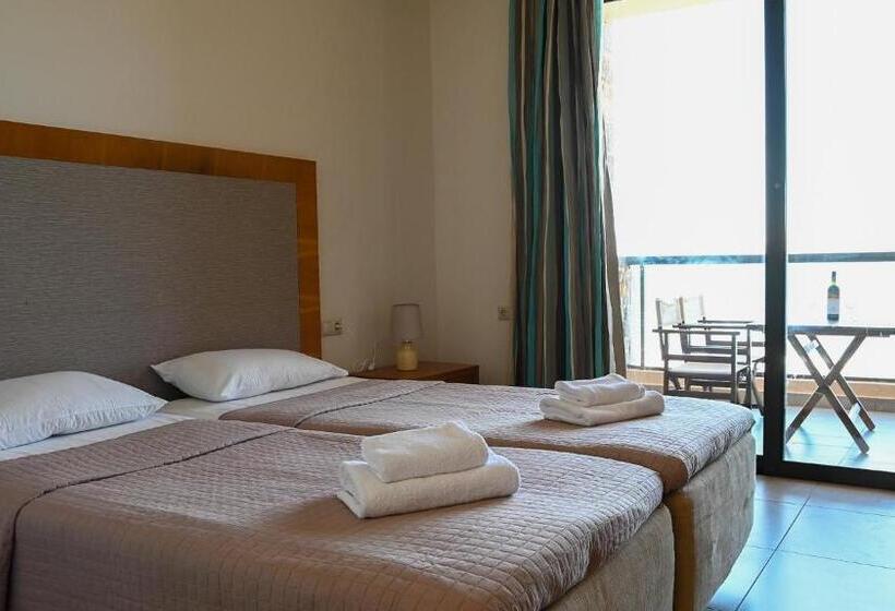 Люкс Deluxe Вид на Море, Creteco Hotel & Suites