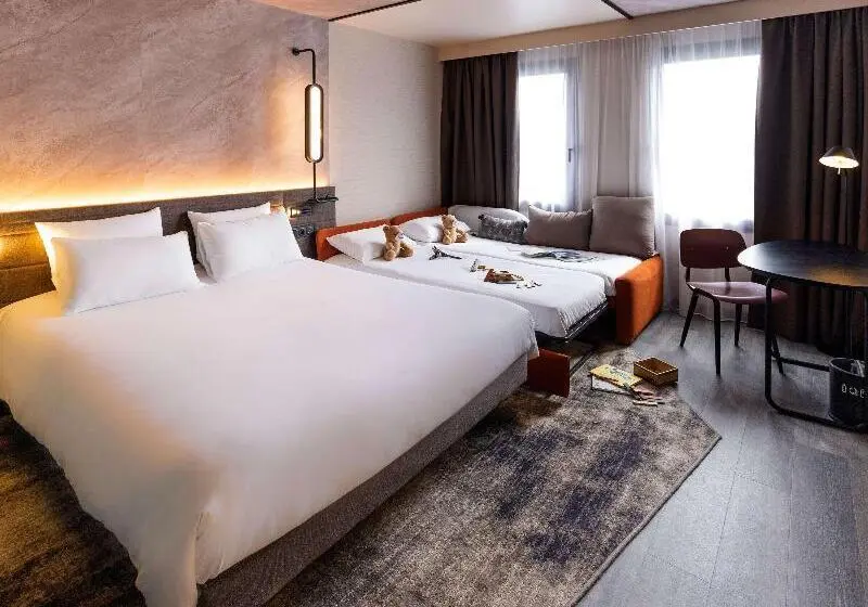 エクゼクティブ4人部屋, Novotel Rouen Centre Cathedrale