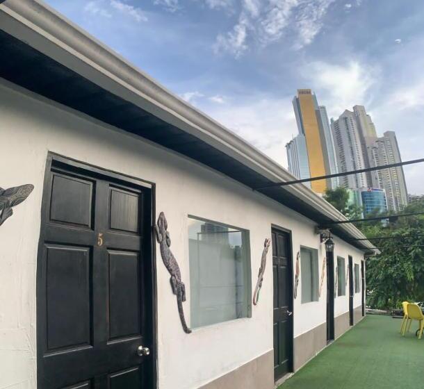 스탠다드 트리플 룸, Hostal Loco Coco Loco