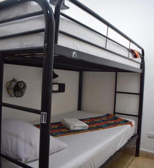 스탠다드 룸 공동 욕실, Hostal Loco Coco Loco