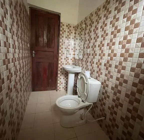 Perhehuone, Natural Kendwa Villa