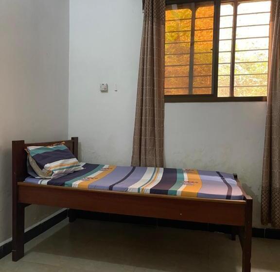 سرير فى غرفة مشتركه, Natural Kendwa Villa