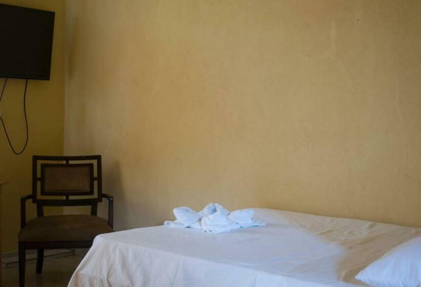 اتاق استاندارد, Valerie