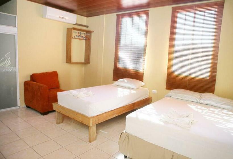 اتاق استاندارد, Valerie